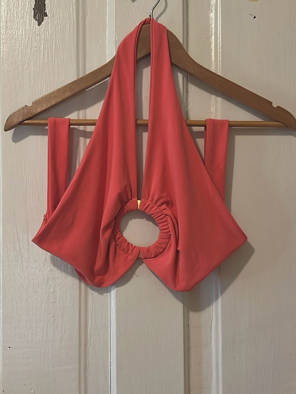 UNYX Y2K Halter Crop Top - Picture 2 of 4